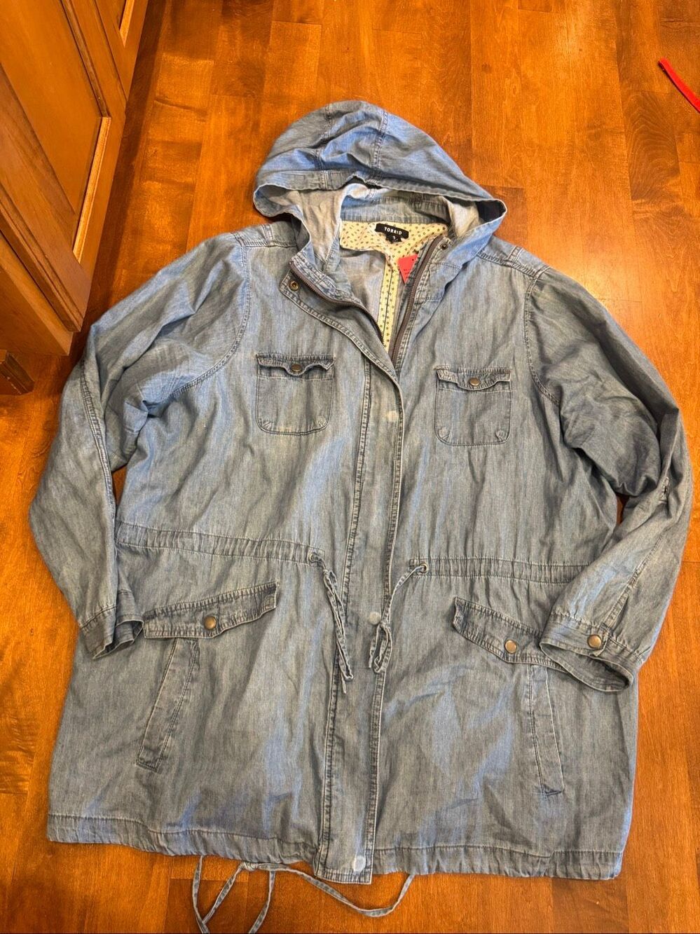 Torrid Size 3 22/24 Blue Chambray Hooded Utility Jacket Drawstring Waist